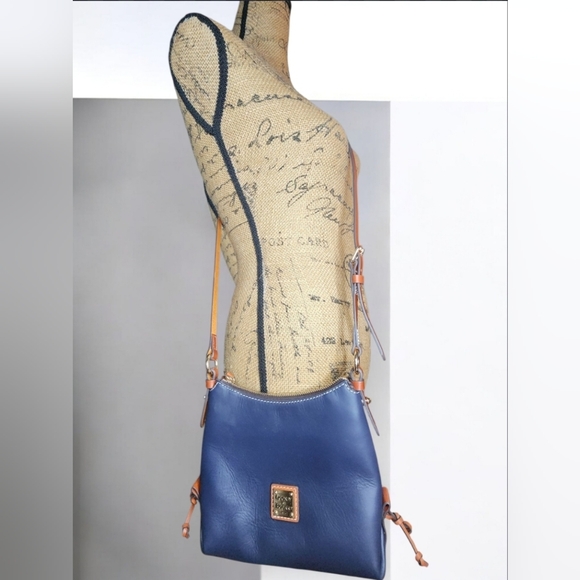 Dooney & Bourke Blue Leather Penrose Hobo Crossbody Bag NWOT - Picture 11 of 13